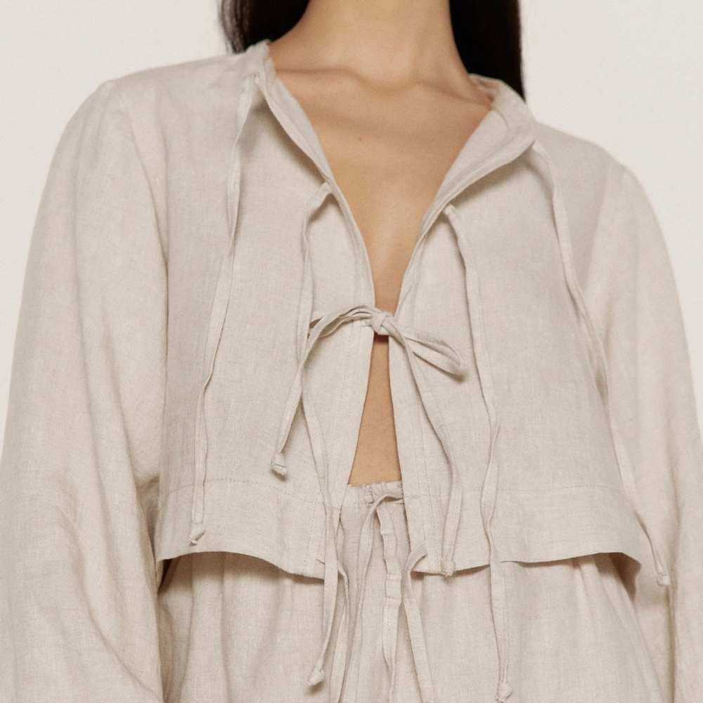 bohème goods linen tie top in oat 🤍